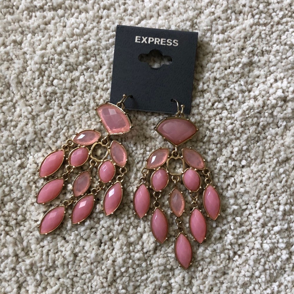 Express earrings